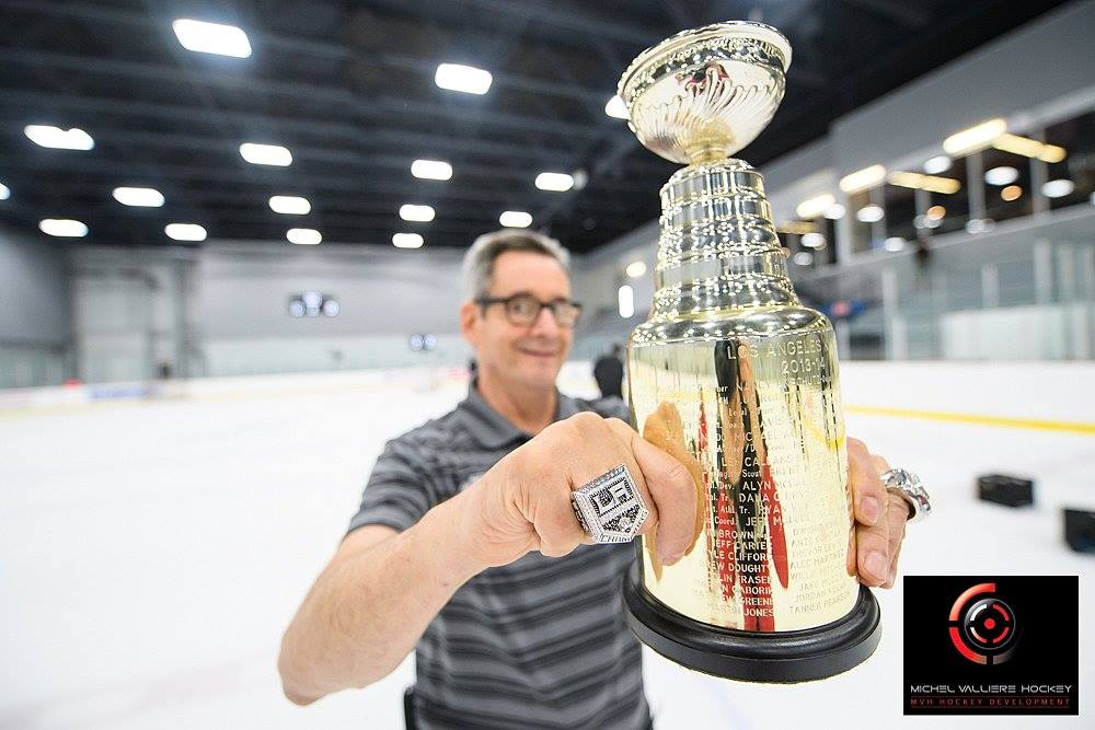 Conférencier au camp de hockey Michel Vallière